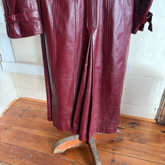 Vintage Leather Trench Coat Eitenne Aigner Burgundy Long Jacket 10 - Picture 10 of 17